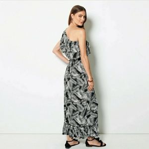 Women's Angelica Avon Off Shoulder Dress Long